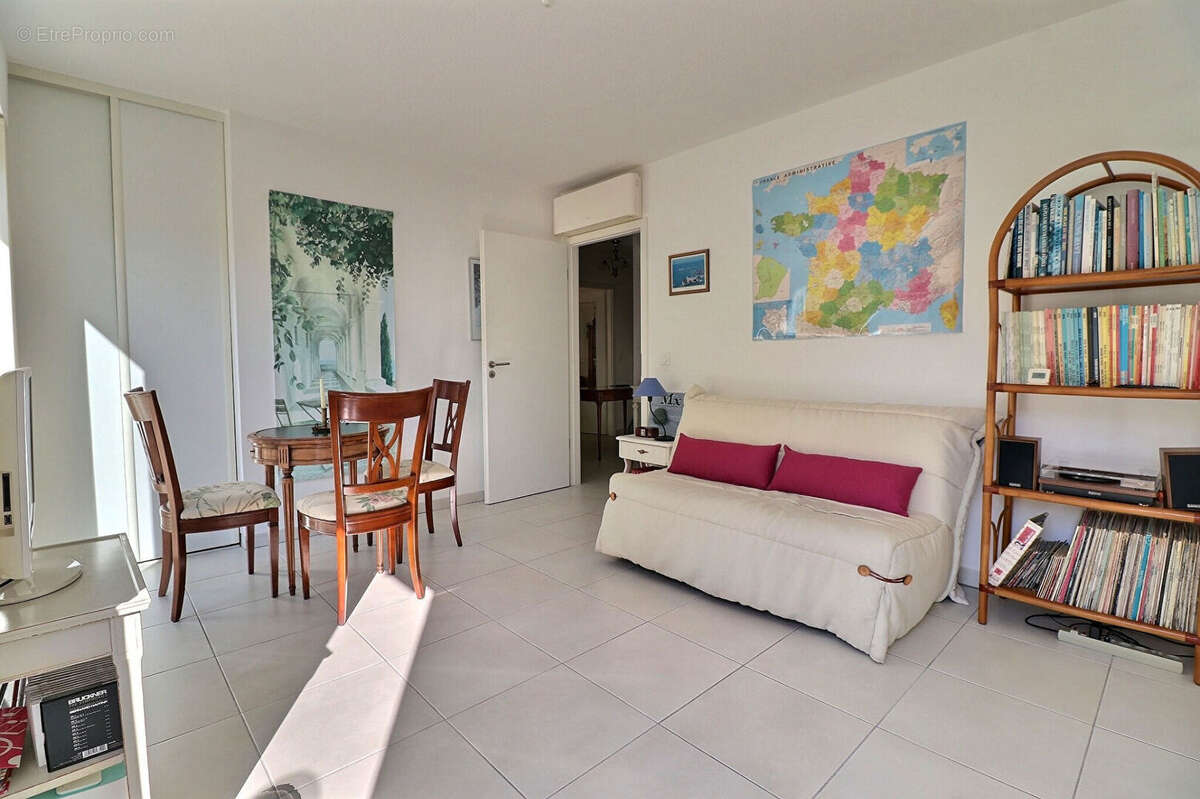 Appartement à SAINT-RAPHAEL