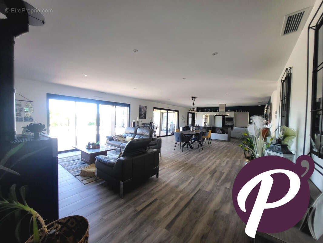 Maison à LAMONZIE-SAINT-MARTIN