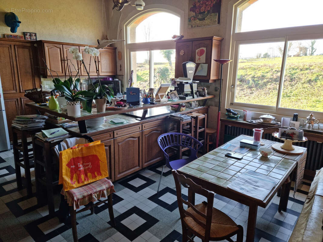 Maison à FLIXECOURT