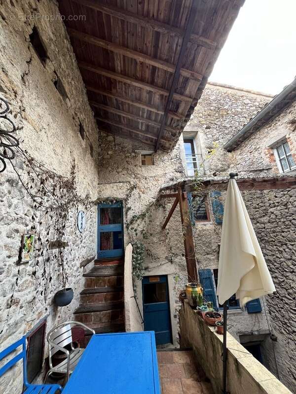 Maison à DURFORT-ET-SAINT-MARTIN-DE-SOSSENAC