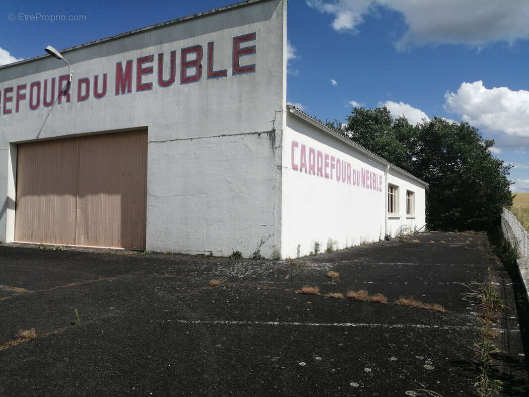 Commerce à SAINT-SEVERIN