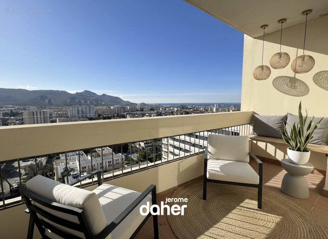 Appartement à MARSEILLE-9E