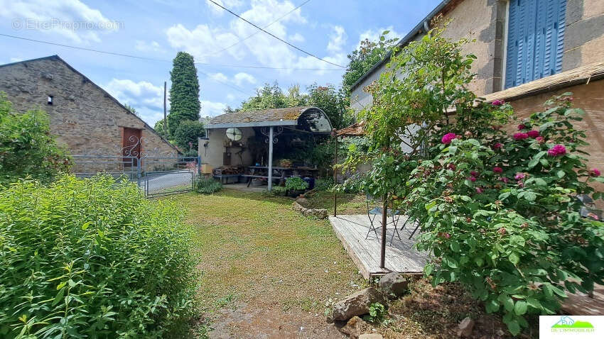 Maison à VITRAC
