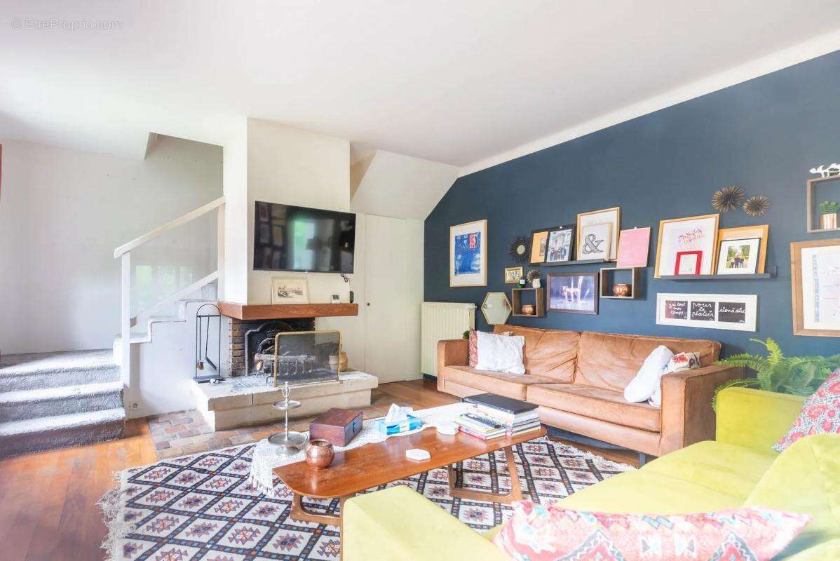 Maison à L&#039;ETANG-LA-VILLE