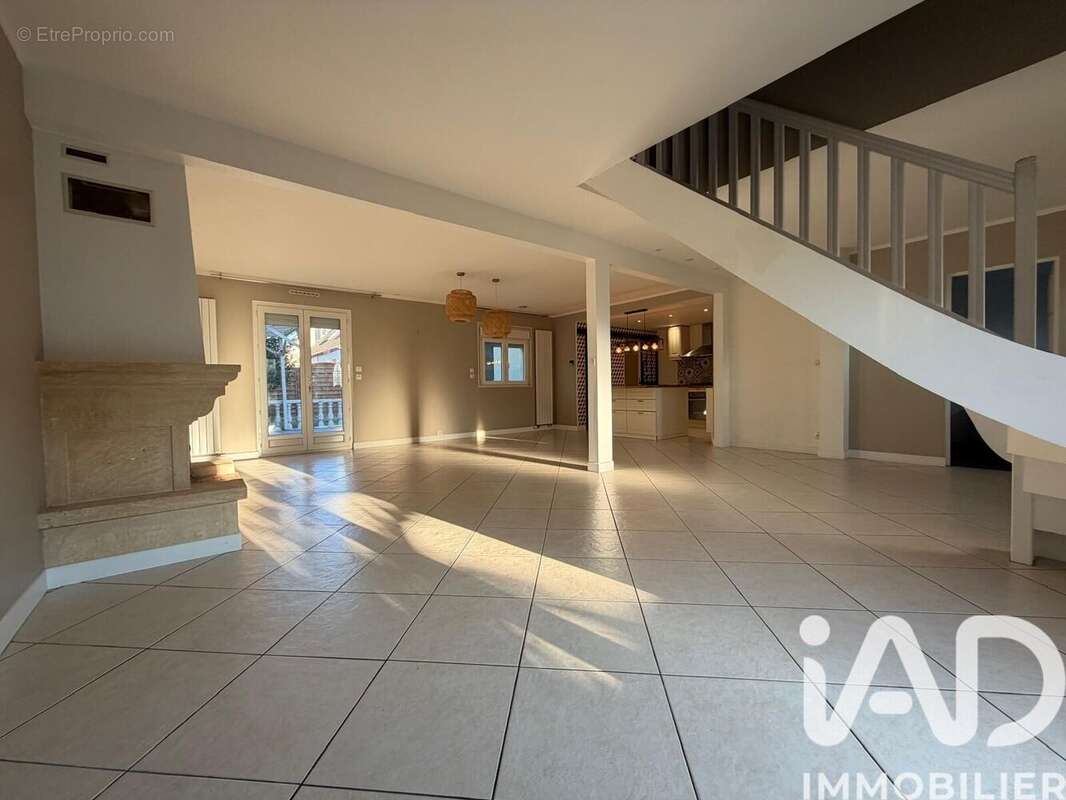 Photo 6 - Maison à SAINT-MICHEL-SUR-ORGE