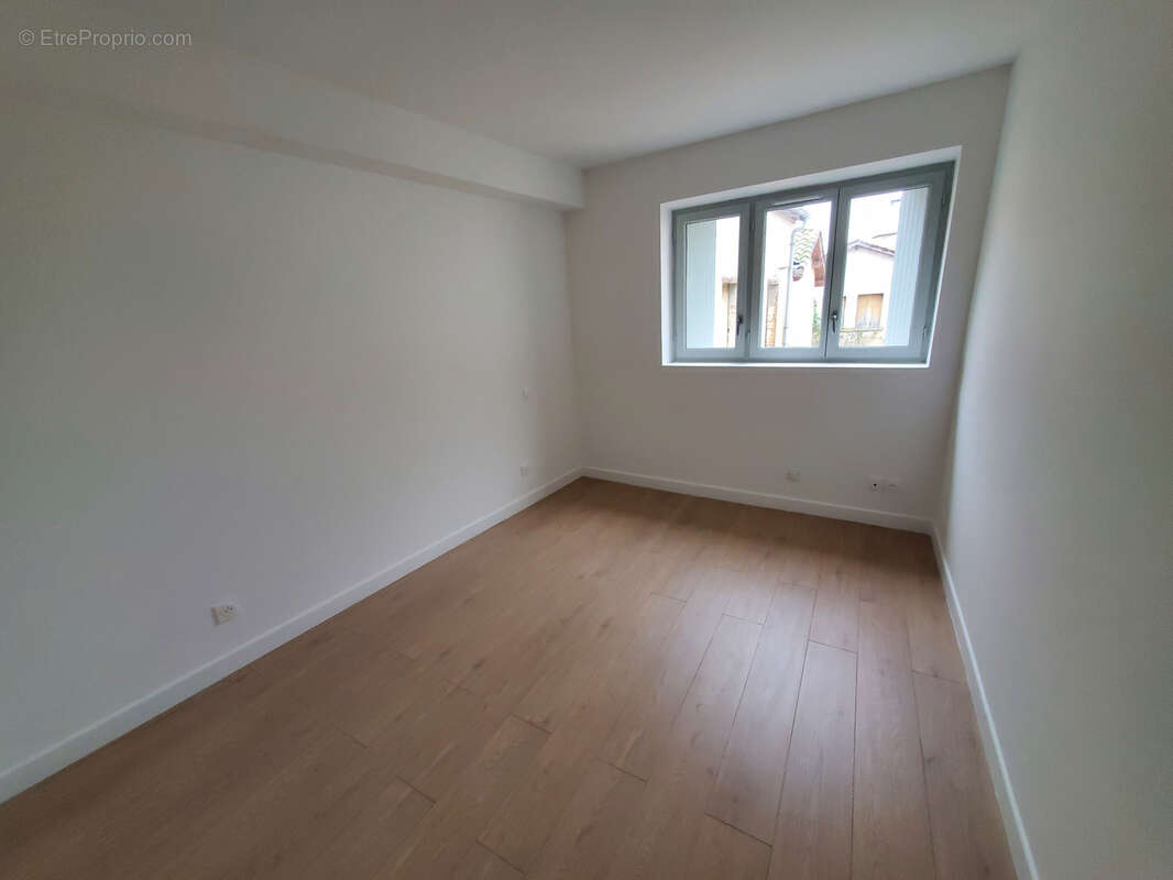 Appartement à LE MAS-D'AGENAIS