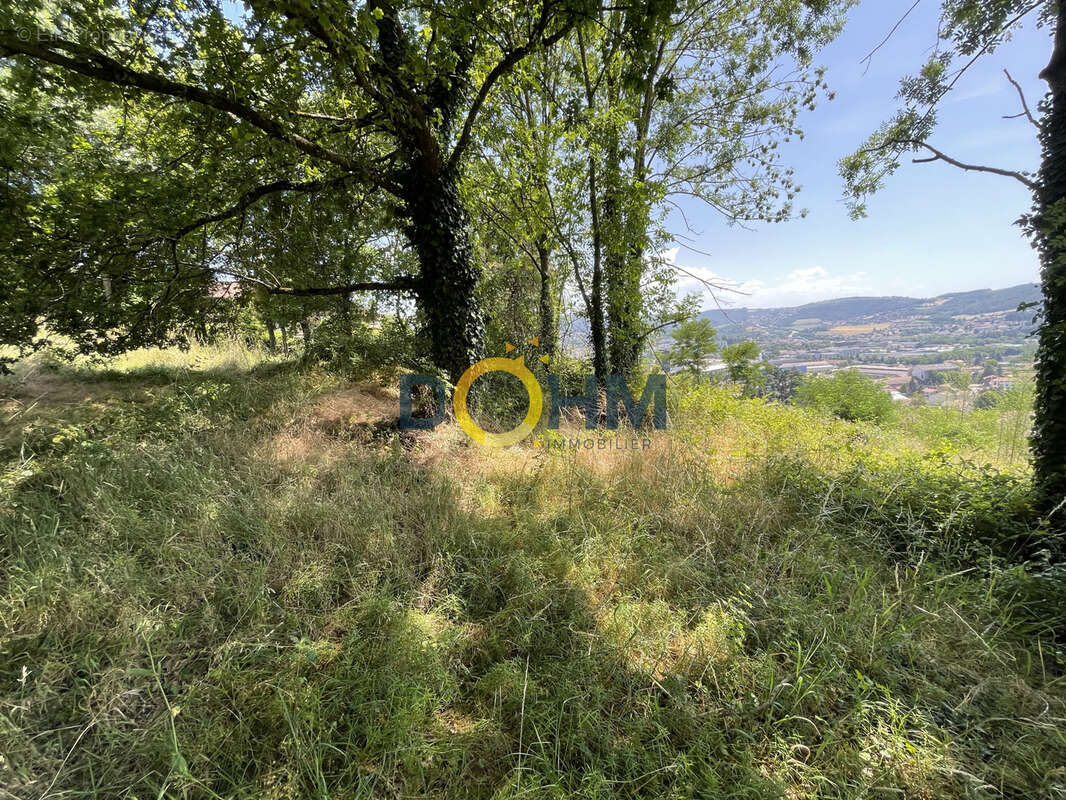 Terrain à UNIEUX