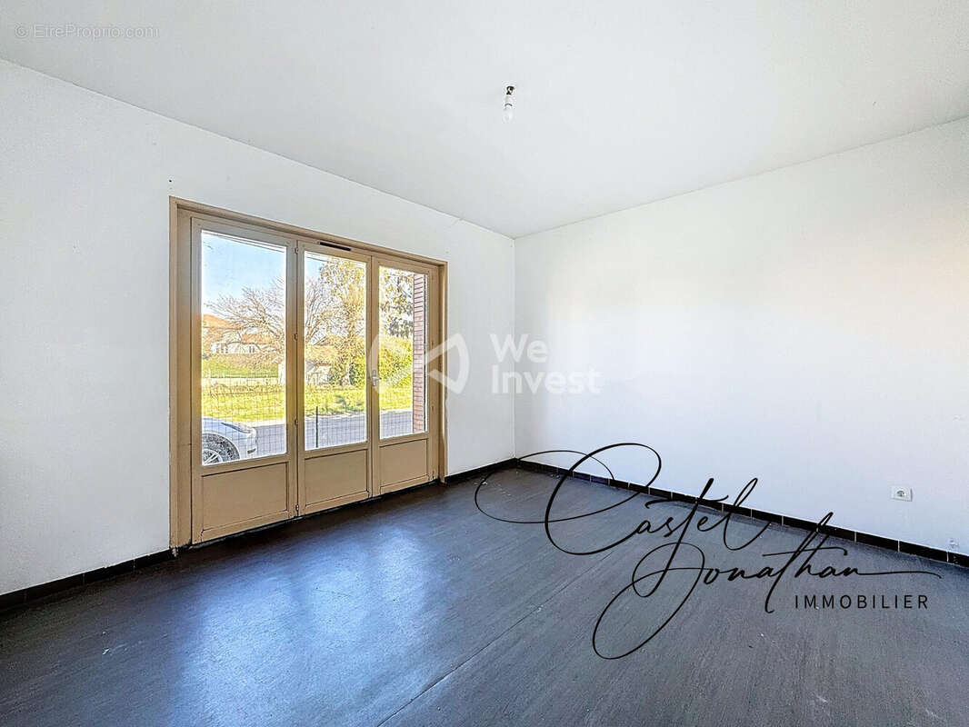 Maison à CLONAS-SUR-VAREZE