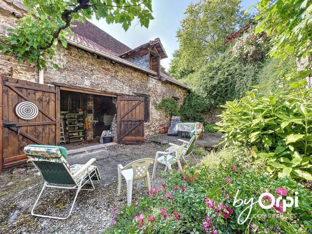 Maison à MONTAIGUT