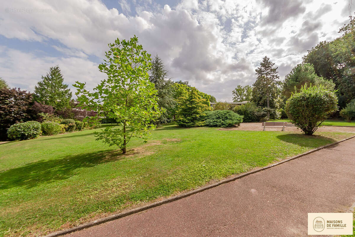 Appartement à RUEIL-MALMAISON