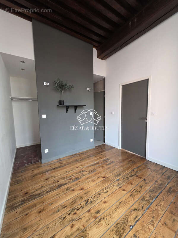 Appartement à LYON-1E