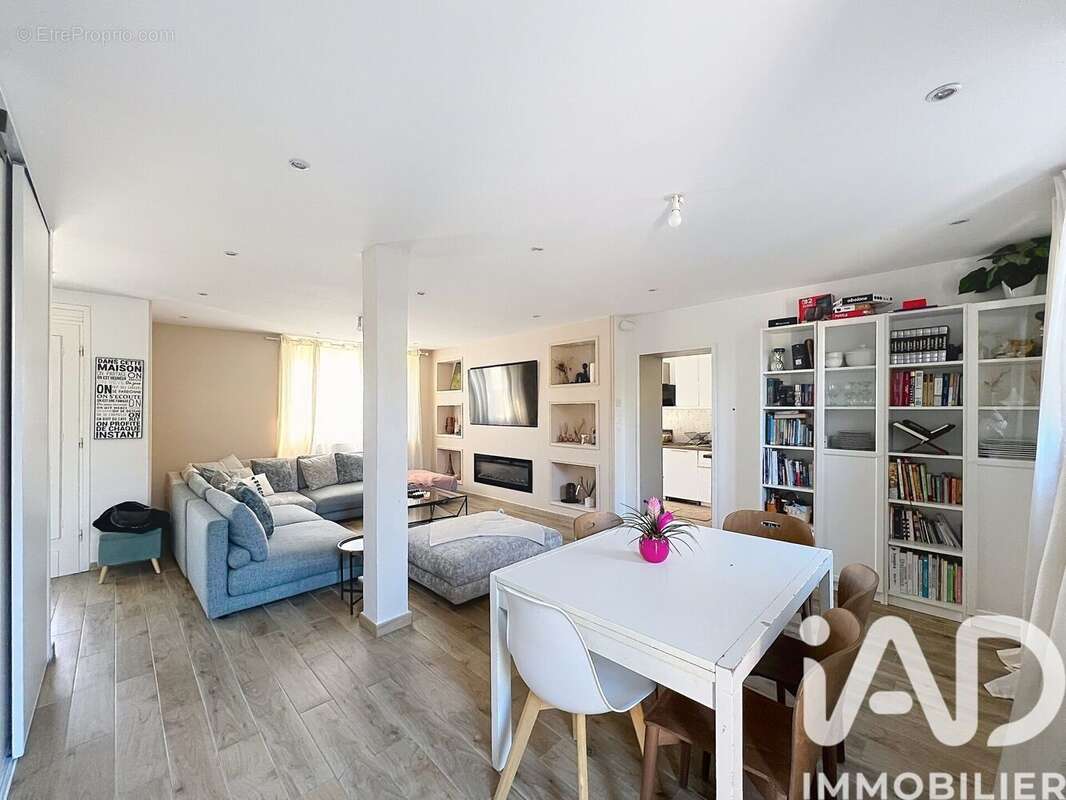 Photo 2 - Maison à FENOUILLET