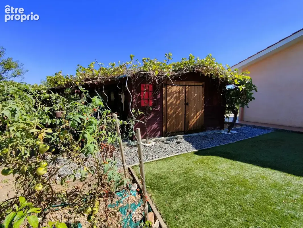 Centre Saint-Médard d'Eyrans : Maison de 145 m² - photo 4