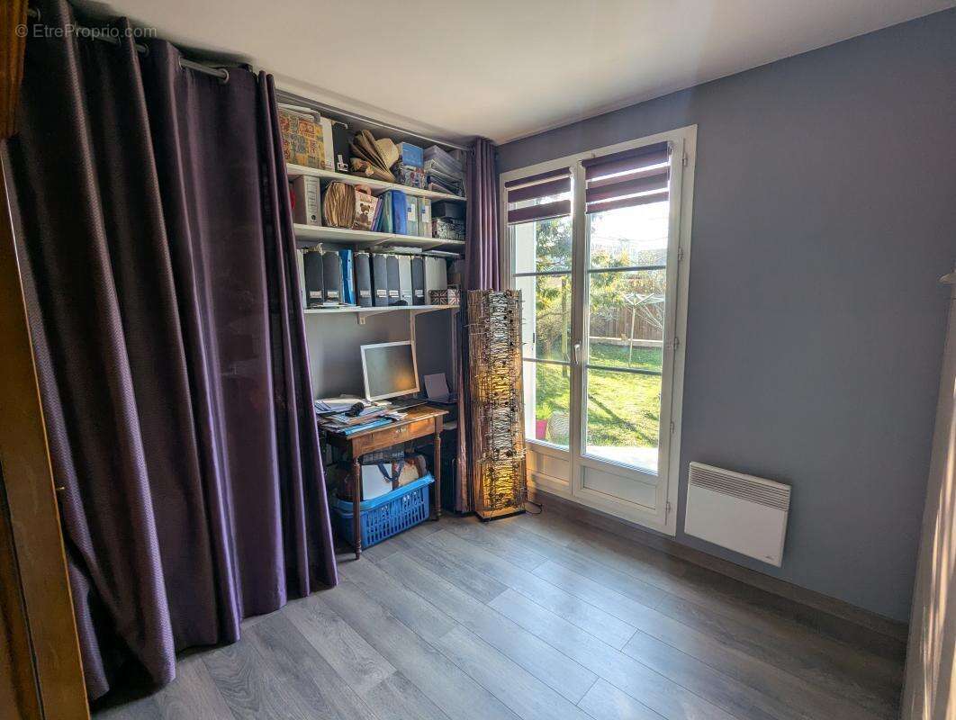 Maison à MAROLLES-EN-HUREPOIX