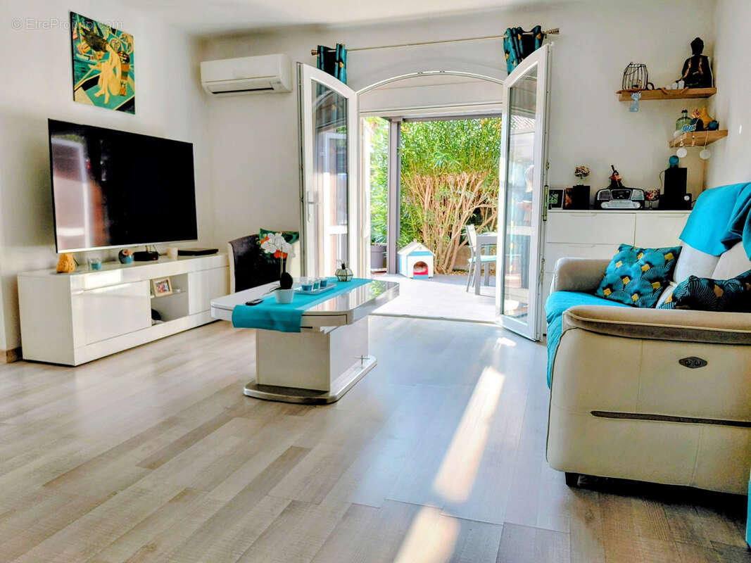 Appartement à FREJUS