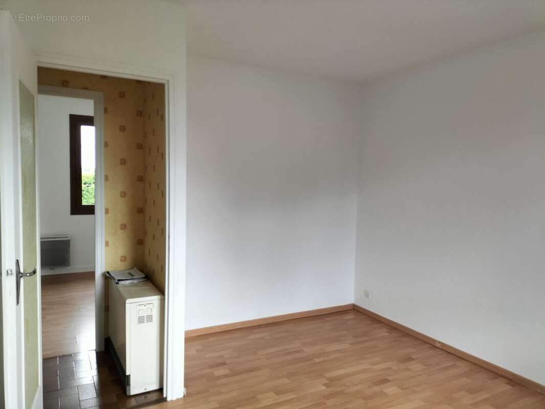 Maison 106 m² à Saint-Pierre-Des-Nids  - photo 5