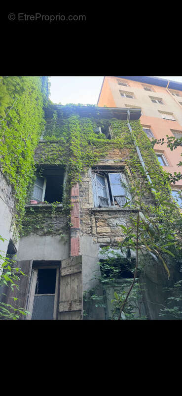 Appartement à LYON-7E