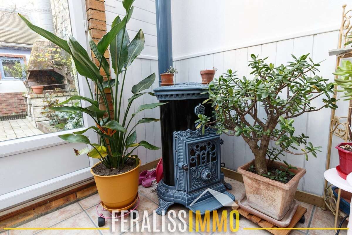 Maison à VAUX-SUR-SEINE