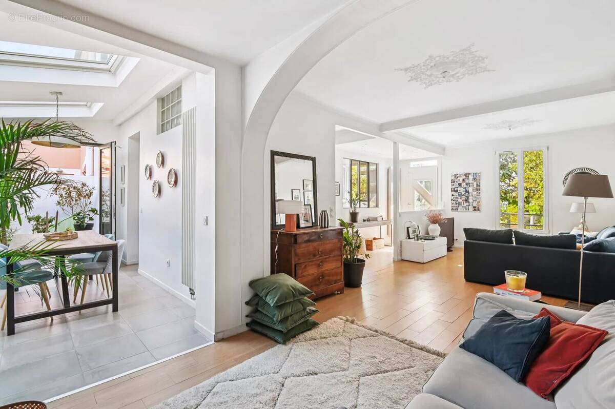 Maison à BOIS-COLOMBES