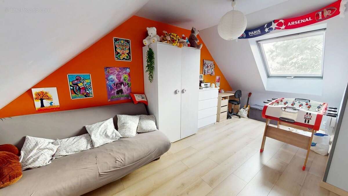 Maison à BOUGLAINVAL