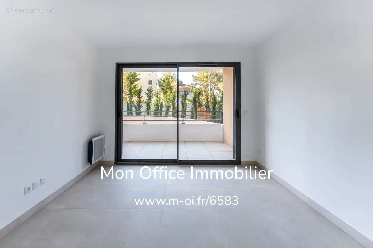 Référence : 6583-ABO. - Appartement neuf  et lumineux, 2 pièces, Terrasse + Parking privatif - photo 3