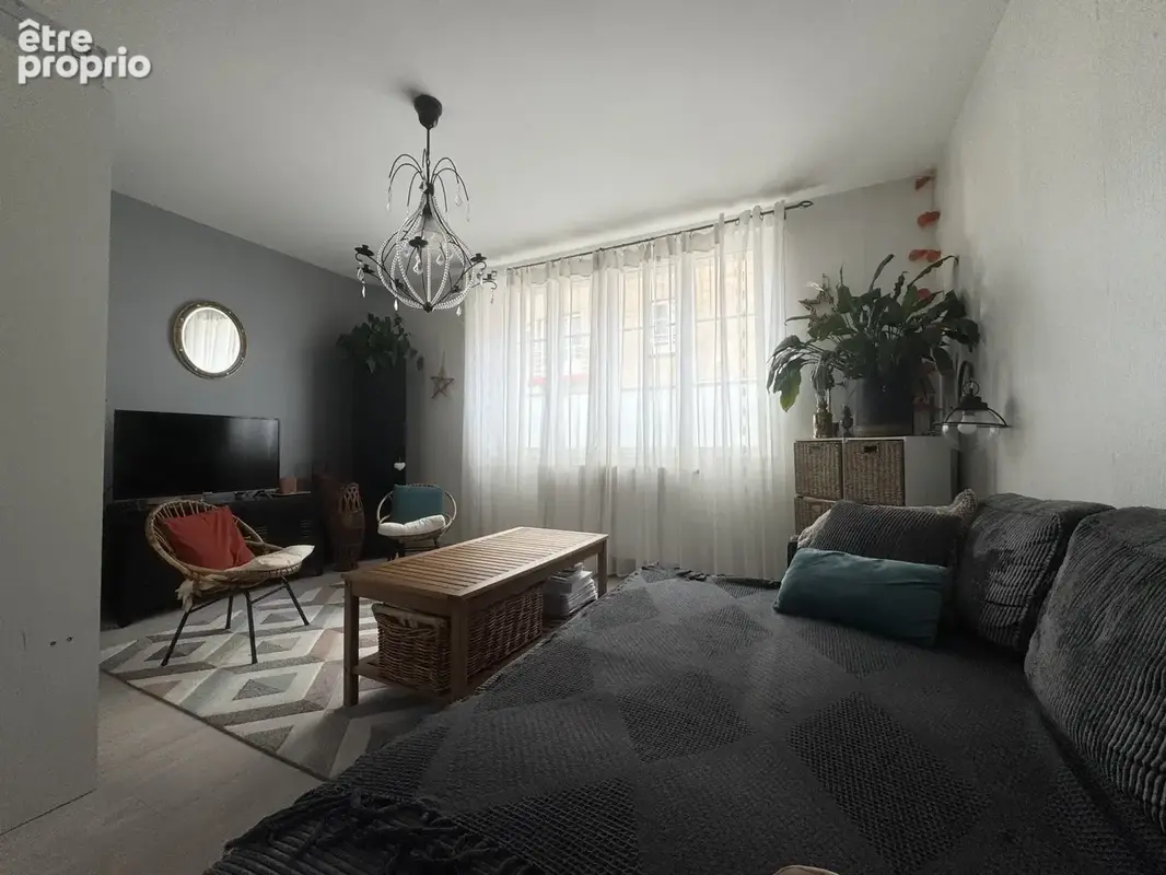 Jolie maison de ville avec 5 chambres, terrasse et stationnement privatif ! - photo 16