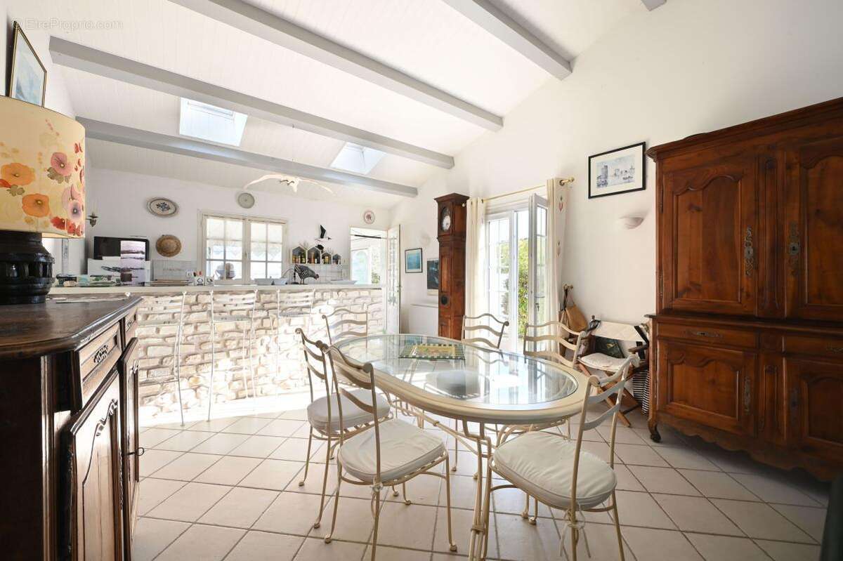 Maison à LA COUARDE-SUR-MER