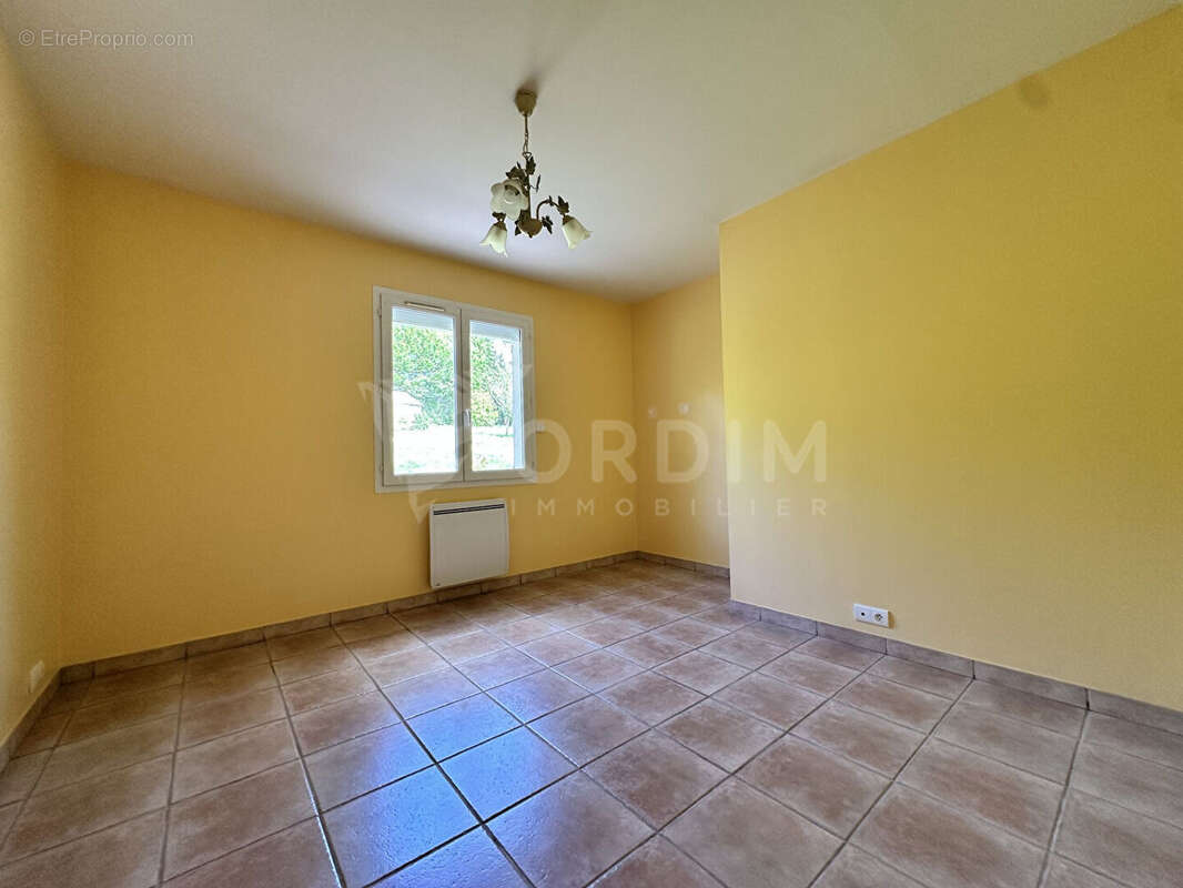 Maison à CERNOY-EN-BERRY