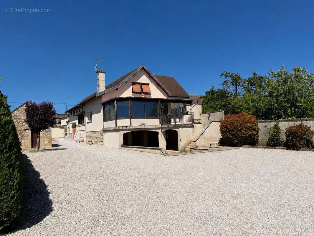 Maison à MARSANNAY-LA-COTE