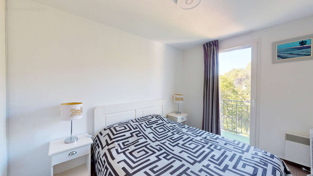 Appartement à GREOUX-LES-BAINS