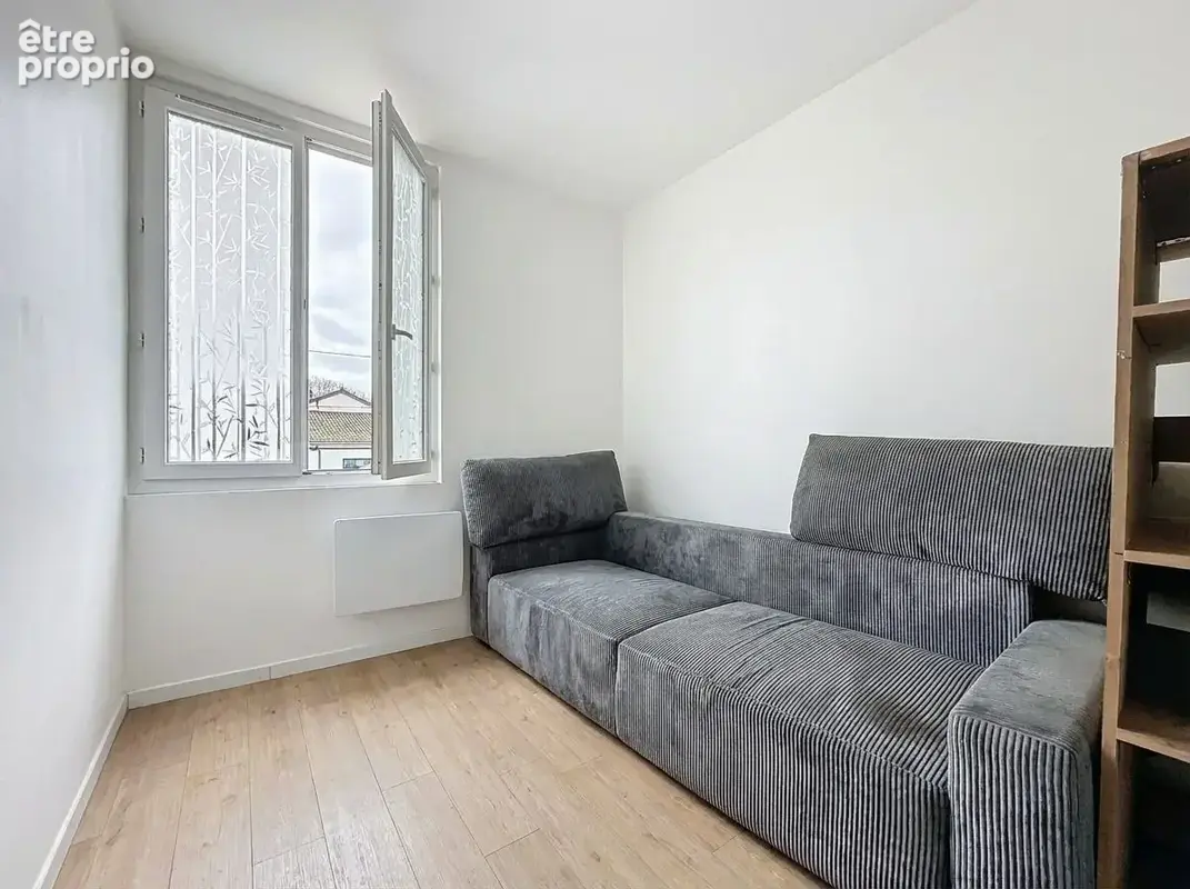Maison 85 m² à Saint-Denis  - photo 5