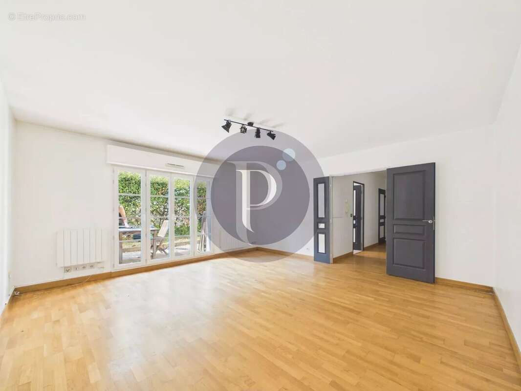 Appartement à LE PLESSIS-ROBINSON