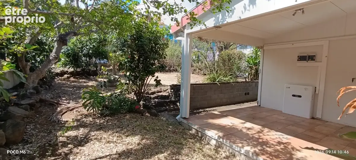 La possession/sainte-therese - a vendre villa f5   4 chb - terrain 591 m2 - piscine. - photo 12