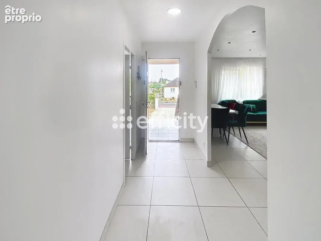 Maison 5 pièces 135 m² à vendre à Villemandeur (45700) - photo 6