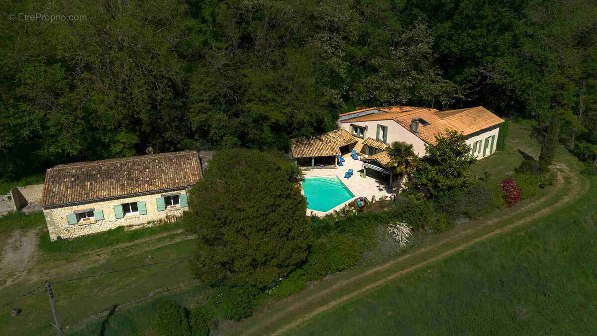 Maison à SAMONAC