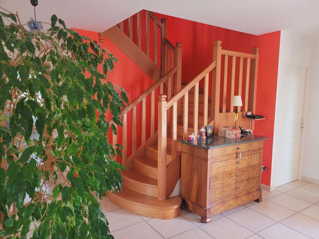 Maison 285 m² à Vironvay  - photo 5