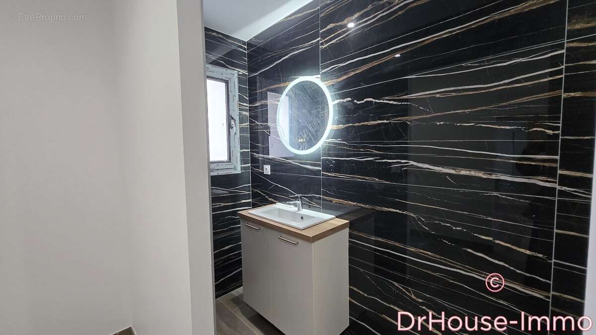 Maison à SAINT-JULIEN