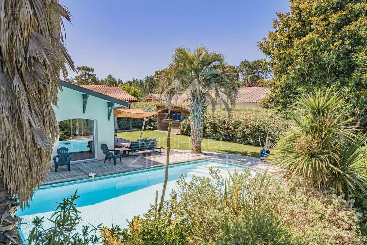 Villa contemporaine de 5 chambres - photo 4