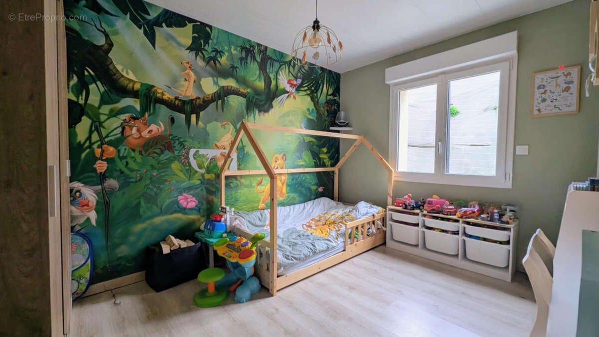 Maison à LILLEBONNE