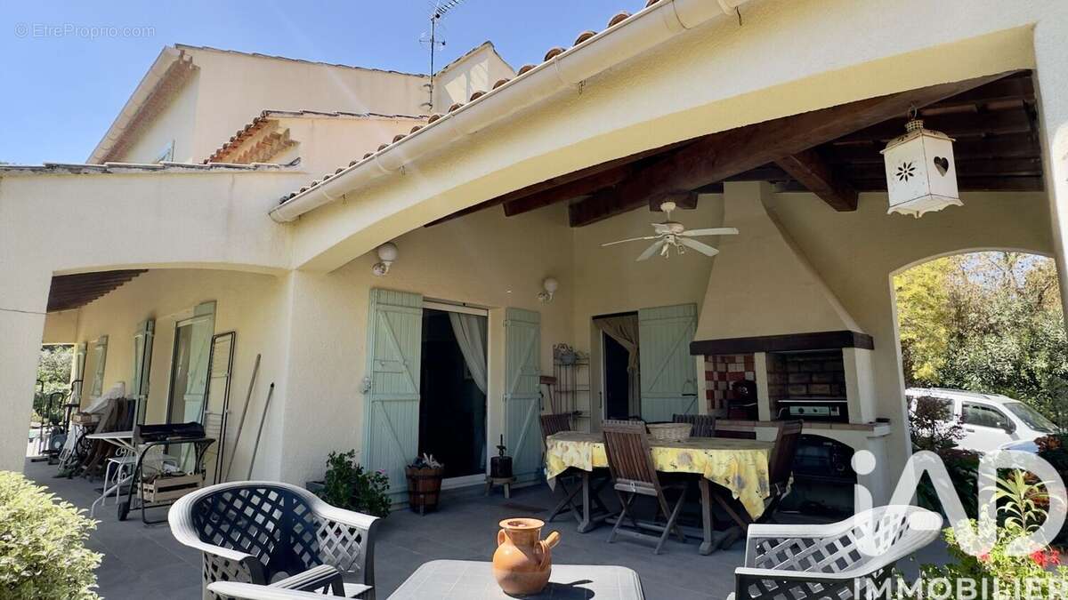 Photo 5 - Maison à CUERS