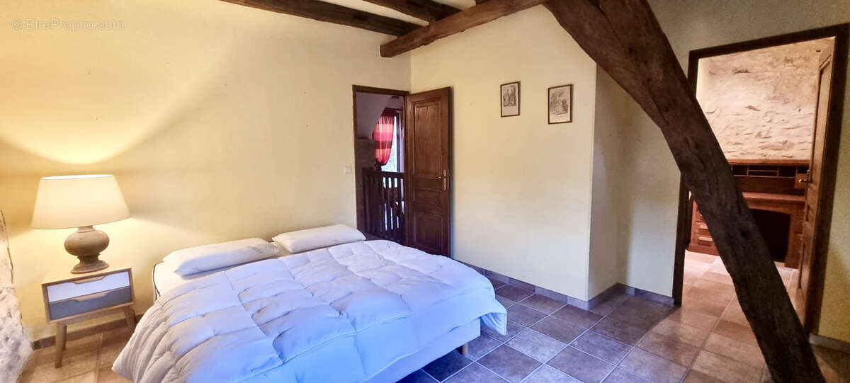 Maison à CHALAUTRE-LA-GRANDE