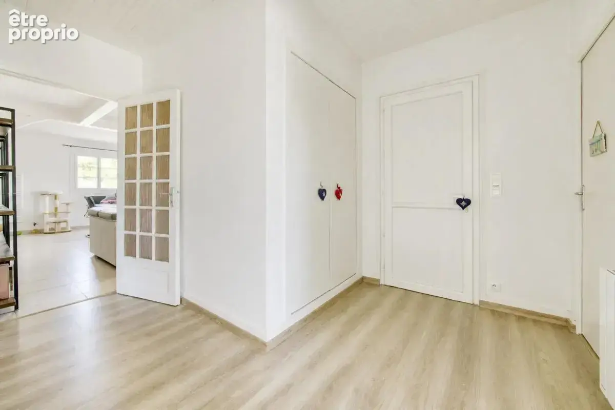 Maison de 6 pièces de 176 m² à Bussac-sur-Charente - photo 23