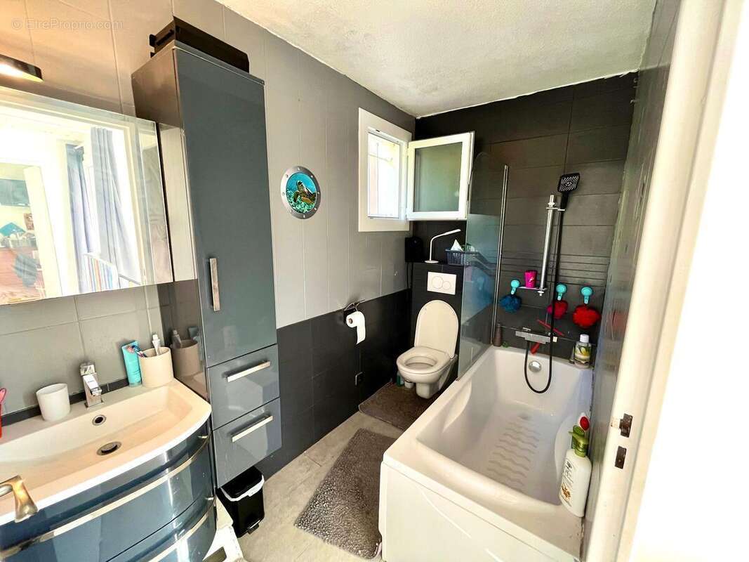 Maison à SAINT-RAPHAEL