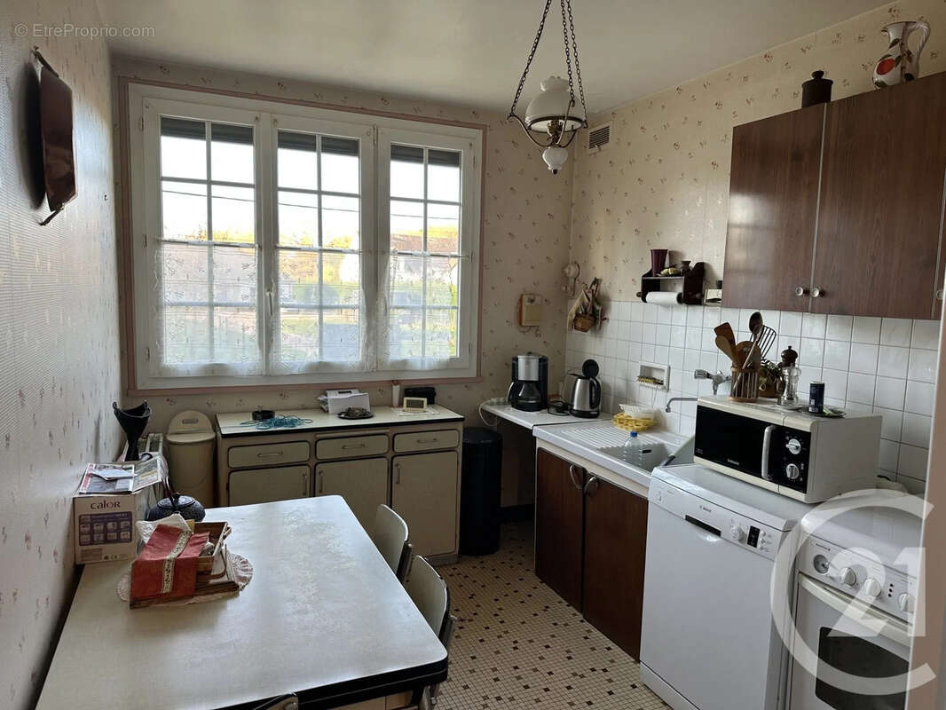 Maison à COSNE-COURS-SUR-LOIRE