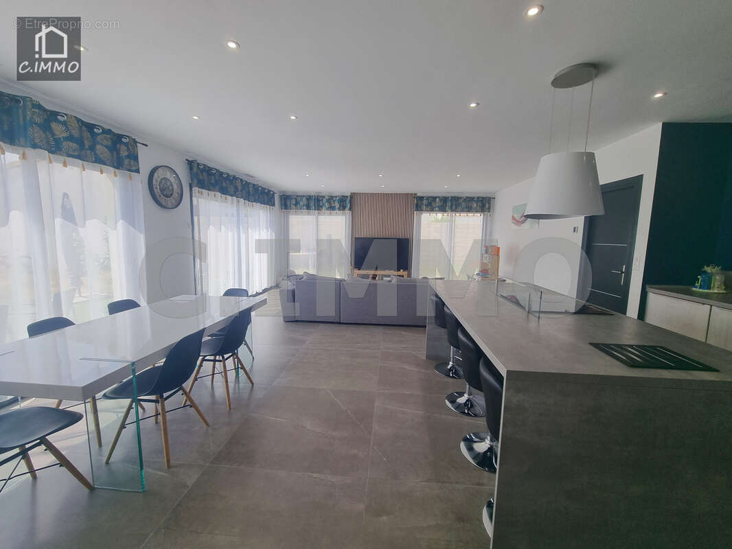 Villa contemporaine PP de 110 m2 avec garage sur 636 m2 - photo 5