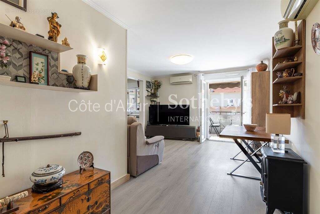 Appartement à BEAULIEU-SUR-MER