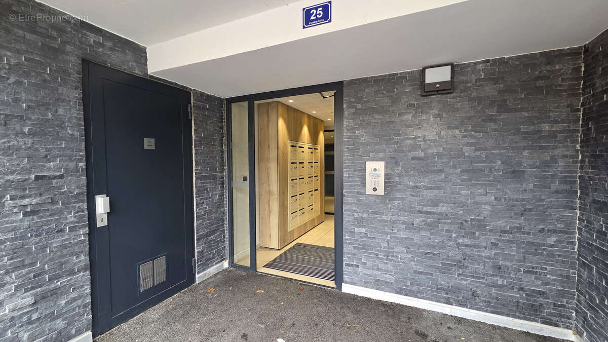 Appartement à CLUSES