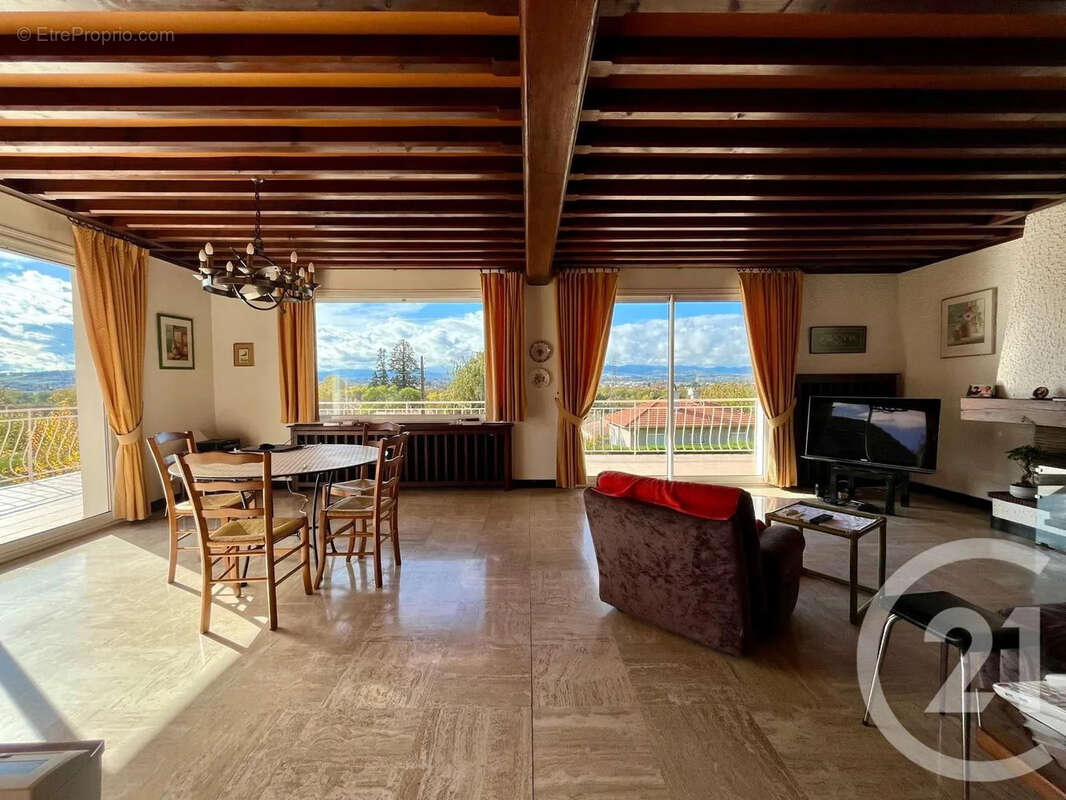 Maison à BEAUREGARD