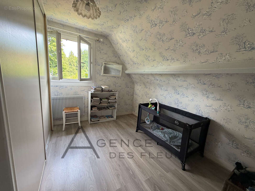 Maison Saint Germain De Pasquier 7 pièce(s)  4298 M²  de terrain - photo 13