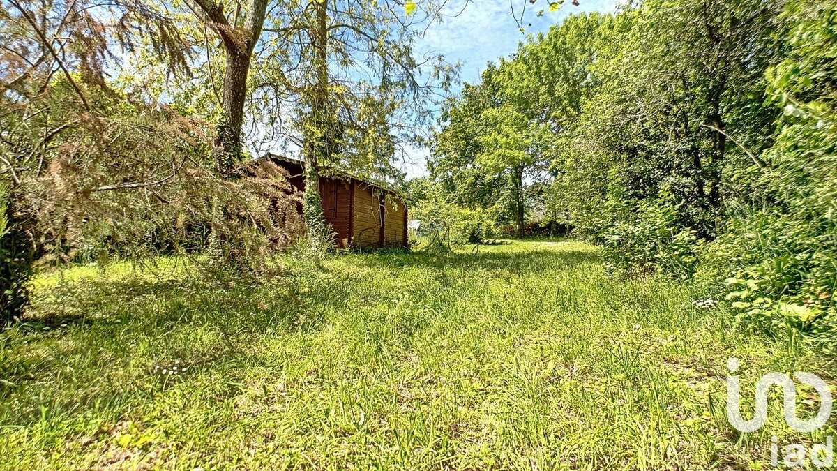 Photo 2 - Terrain à MONTIGNY-LENCOUP